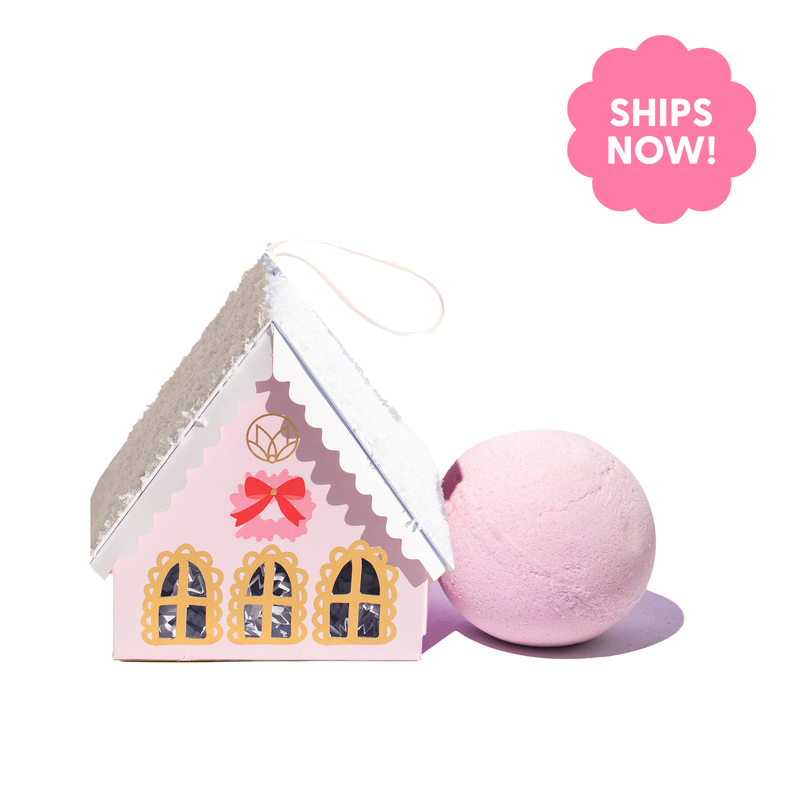 Christmas Village Pink House Bath Bomb