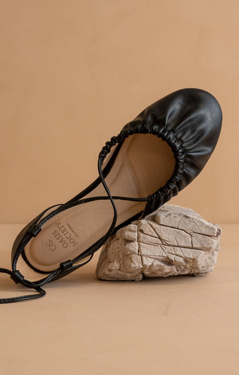 The Laney Black | Lace Up Ballet Flat