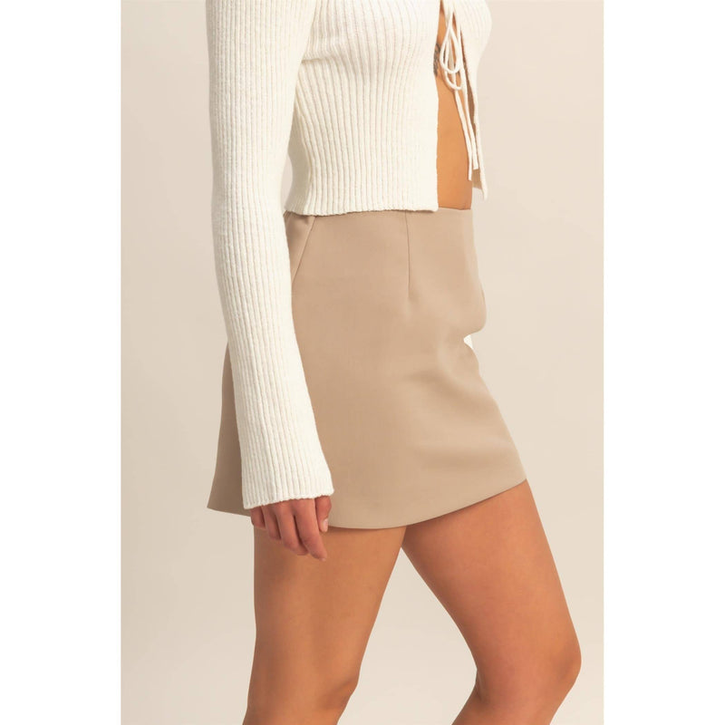 Cream High-Waist Mini Skort