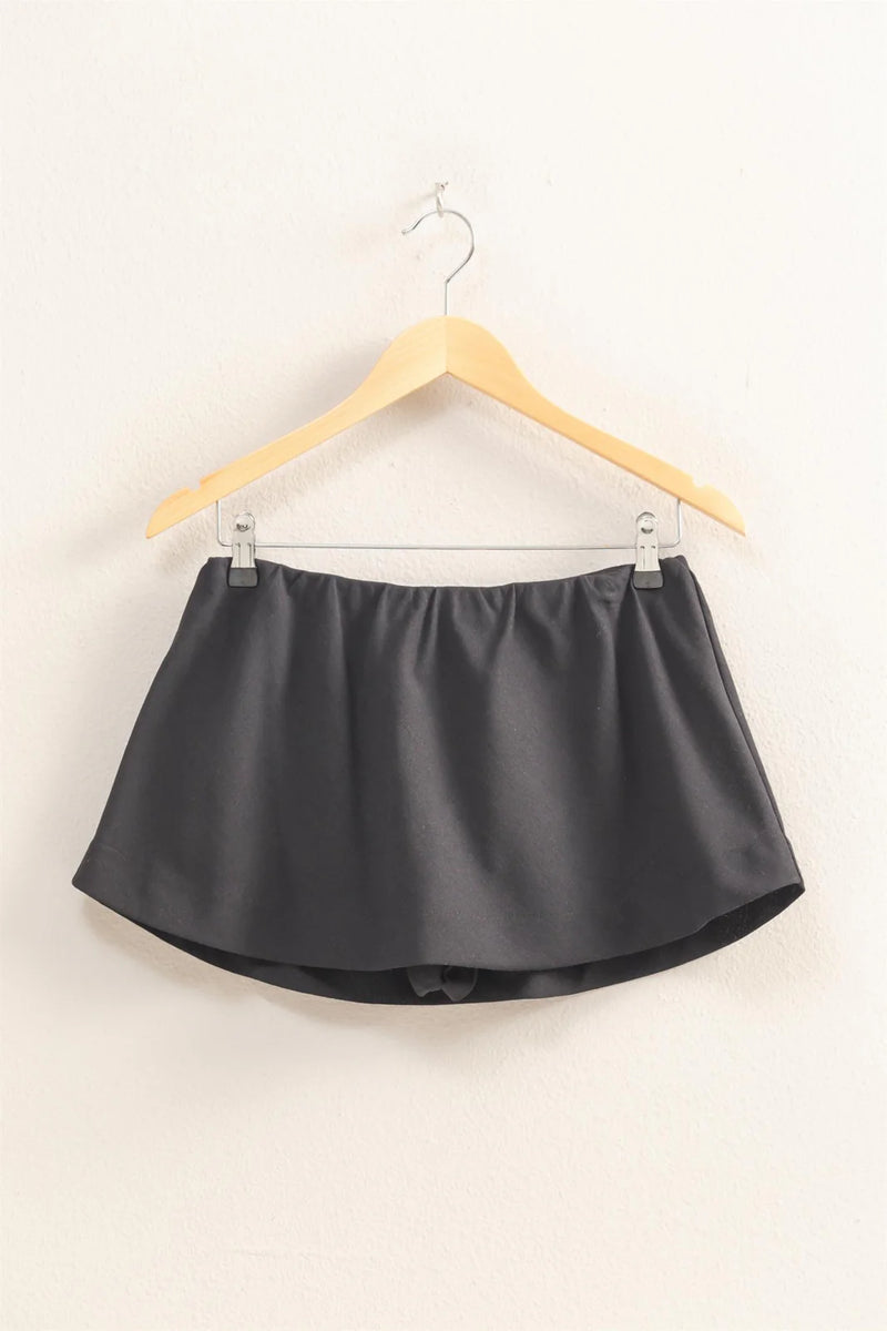 Black Mid Rise Skort